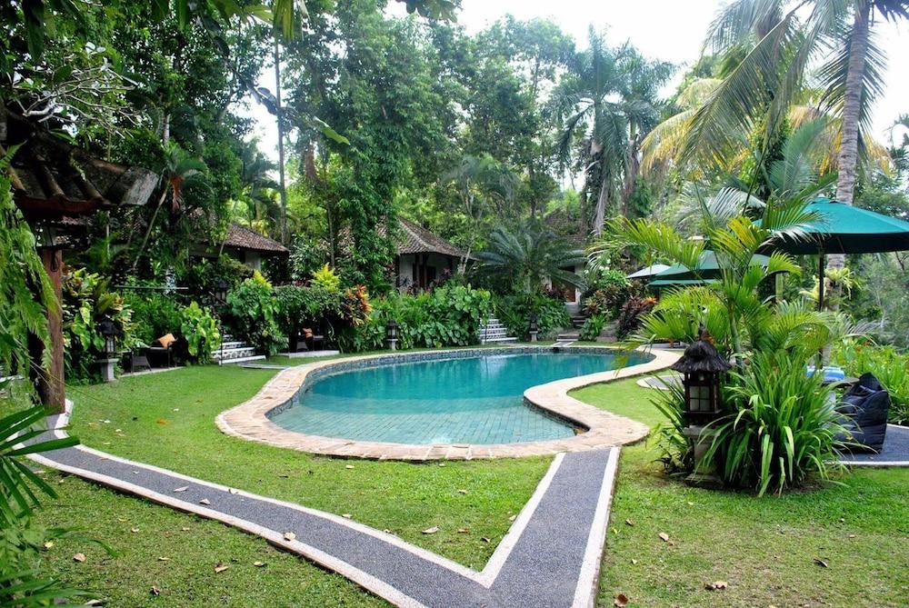 Alam Sari Keliki Resort & Spa Тегаллаланг Экстерьер фото
